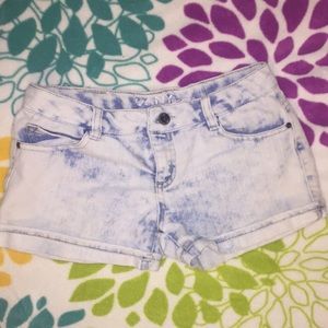 ‼️DKNY shorts‼️